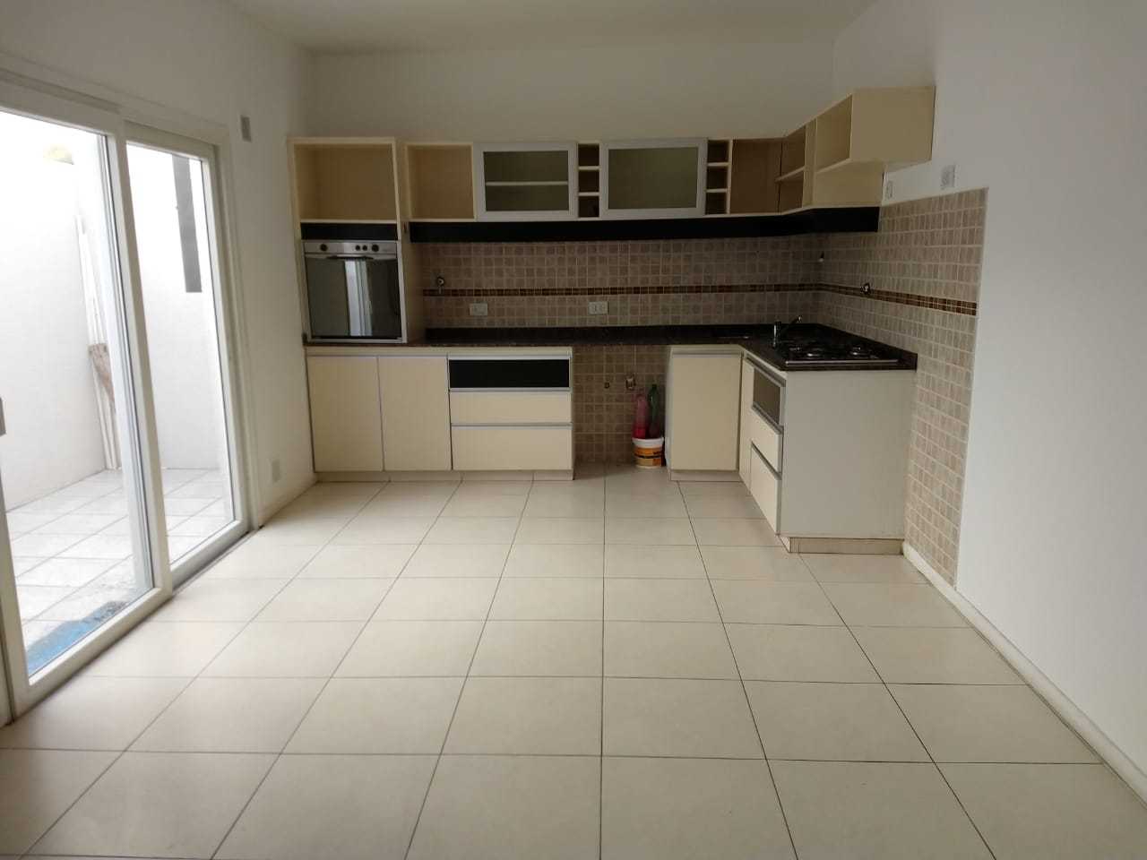 WhatsApp Image 2018-12-04 at 10.57.22 (1)