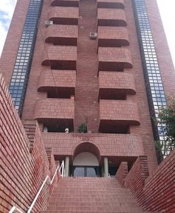 (codigo 307) VENDO DEPARTAMENTO CON EXCELENTE VISTA PANORAMICA PARA TODA LA CIUDAD Y LAS SIERRAS