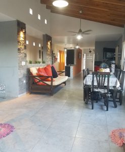 (codigo 600) VENDO HERMOSO CHALET CON VISTA PANORAMICA ....EN PERFECTO ESTADO