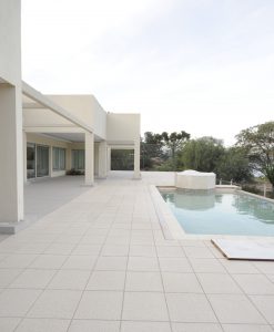 (codigo 807) VENDO EXCELENTE CHALET DE CATEGORIA CON BAJADA AL LAGO Y VISTA PANORAMICA