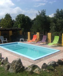 (codigo 599) VENDO 3 HERMOSAS CABAÑAS EN VILLA DEL LAGO A SOLO 10 MINUTOS DEL PLENO CENTRO DE CARLOS PAZ